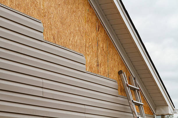 24/7 Emergency Siding Repair experts in Hightstown, NJ